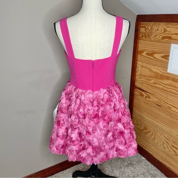 Dress The Population Melanie Floral Mini Dress in Bright Fuchsia Pink Medium NWT - Picture 4 of 13